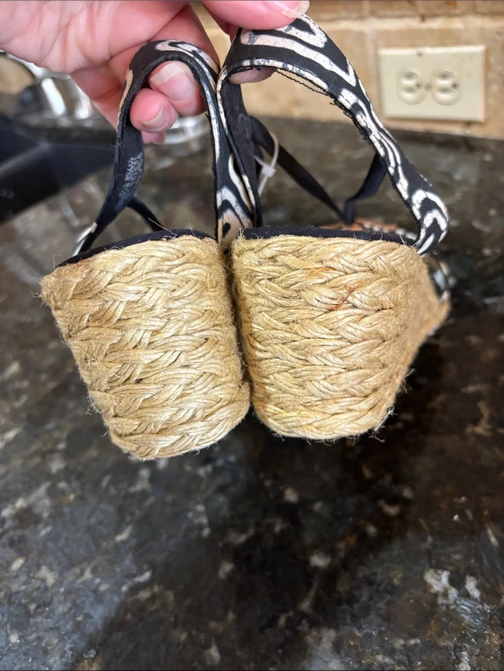 Lauren Ralph Lauren wedge sandals! Women’s 9.5